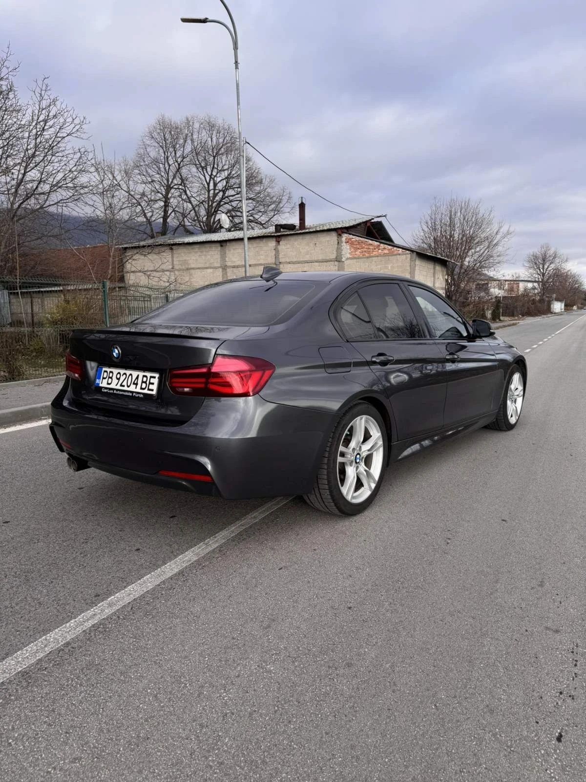 BMW 320 M-Performance/Full екстри/Лизинг - изображение 7