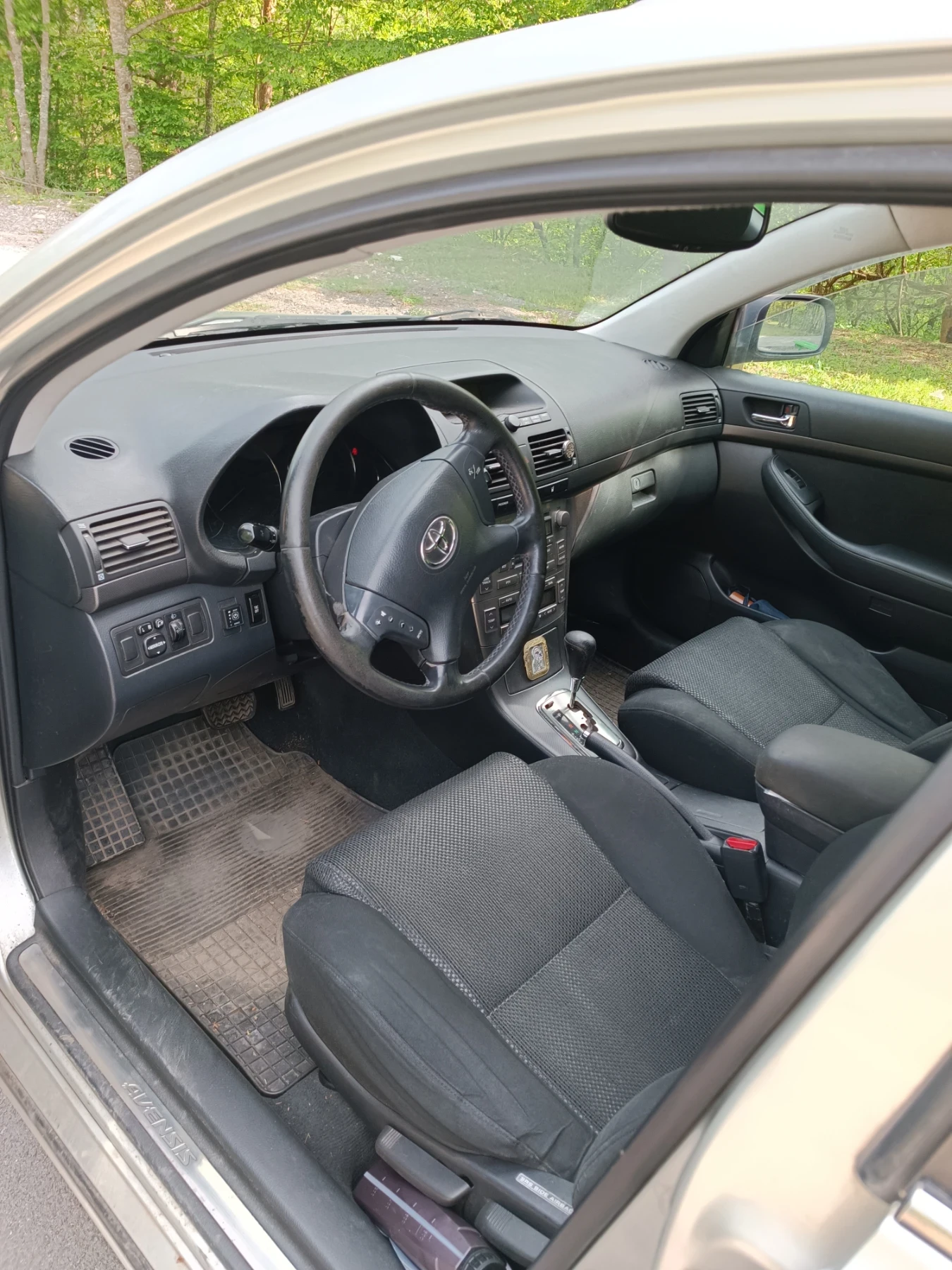 Toyota Avensis Gaz, automat - изображение 4