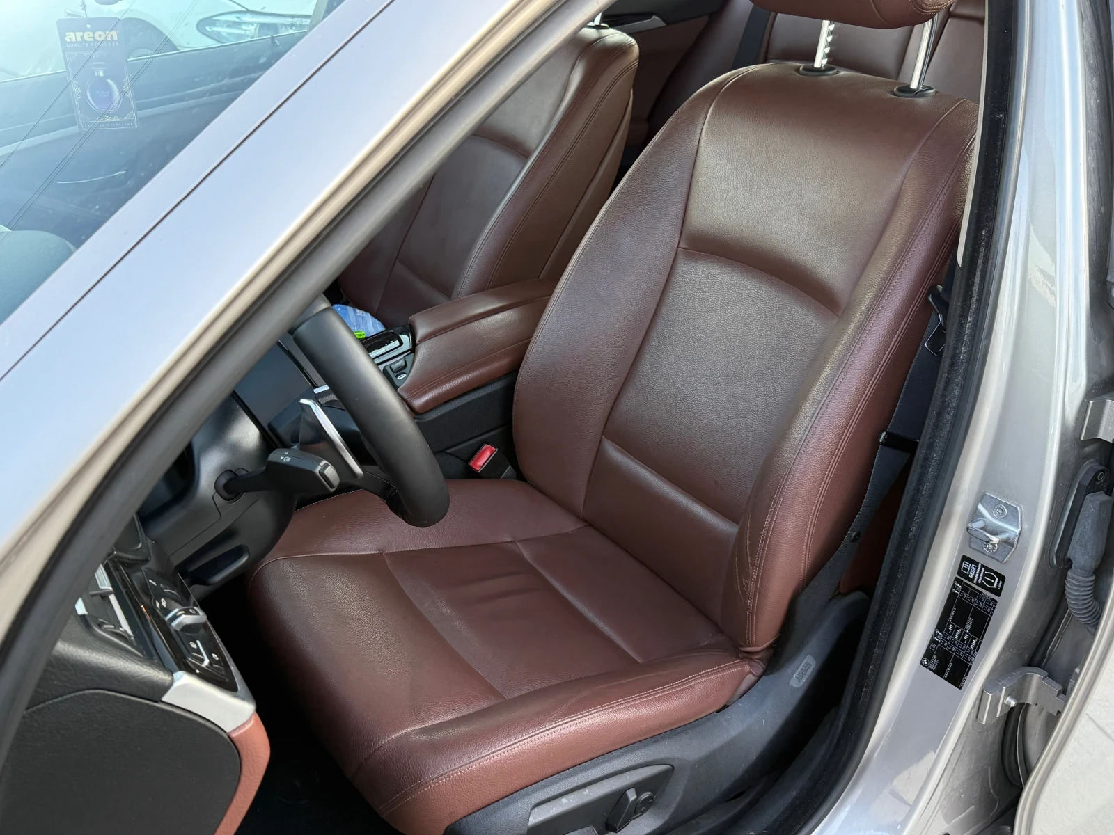 BMW 530 D* 12.2013г* 245к.с* 8СК* 218.000КМ* ТОП СЪСТОЯНИЕ - изображение 8