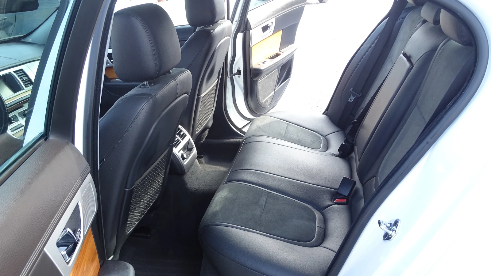 Jaguar Xf 2.2D* 8ZF* TOP | Mobile.bg   11