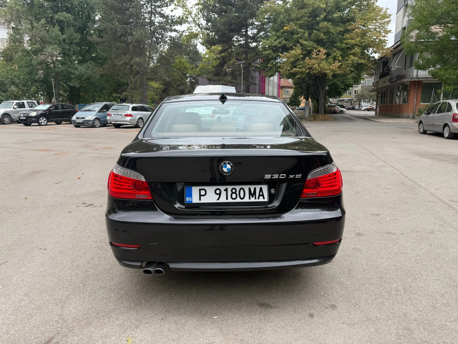 BMW 530 221000км Facelift - изображение 5