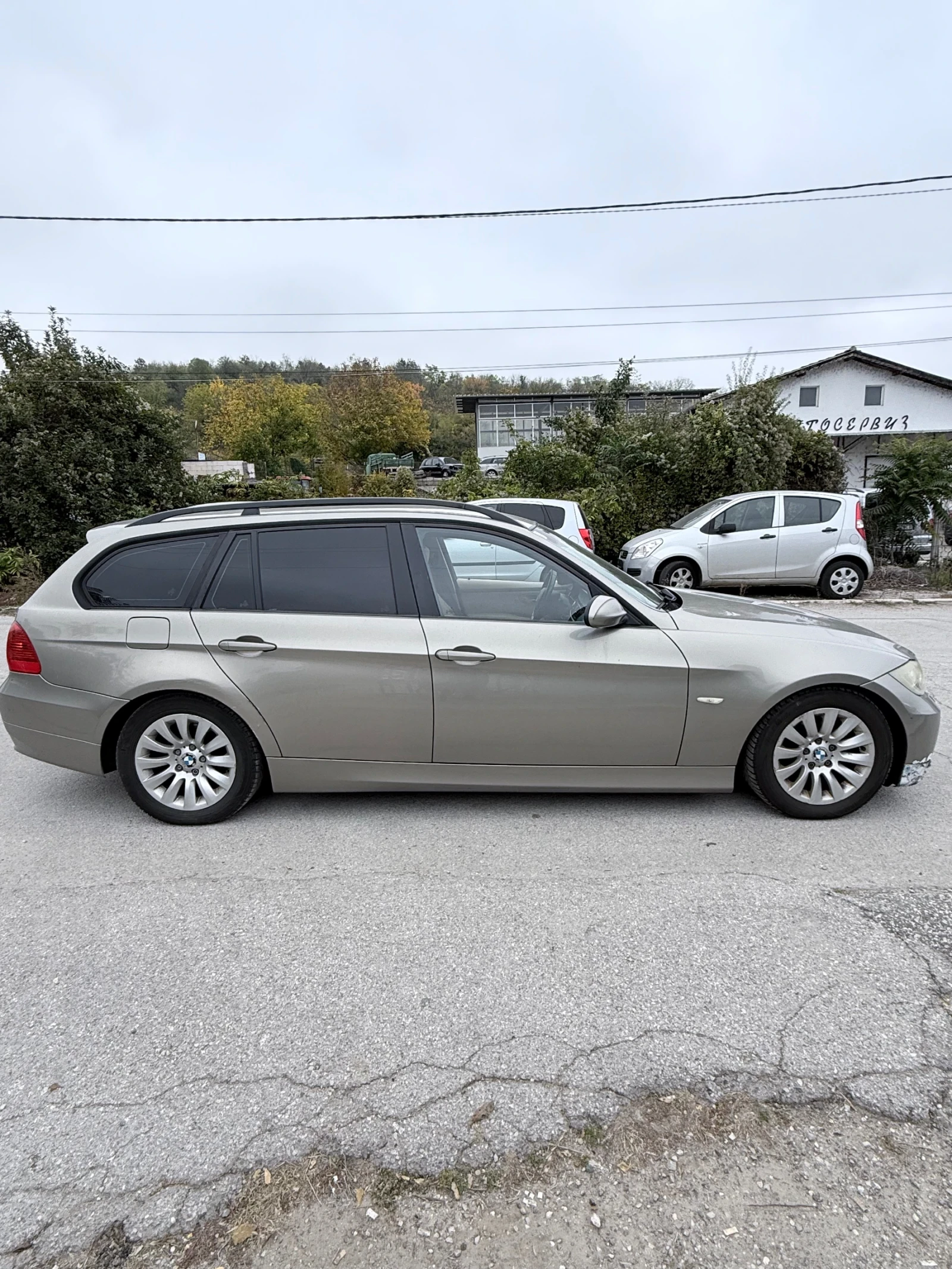 BMW 318 2.0д 143кс - изображение 5