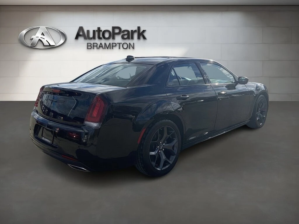 Chrysler 300c Touring L CARFAX АВТО КРЕДИТ  - изображение 4