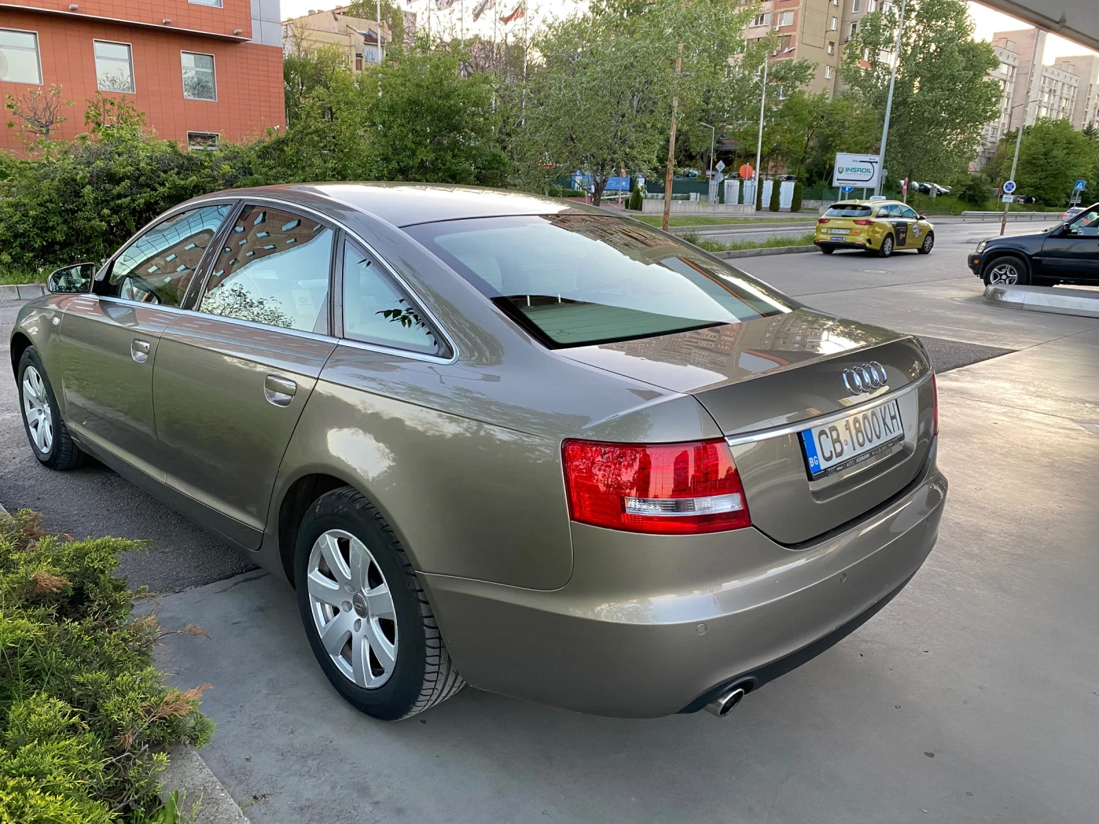 Audi A6 3.2FSI - изображение 6