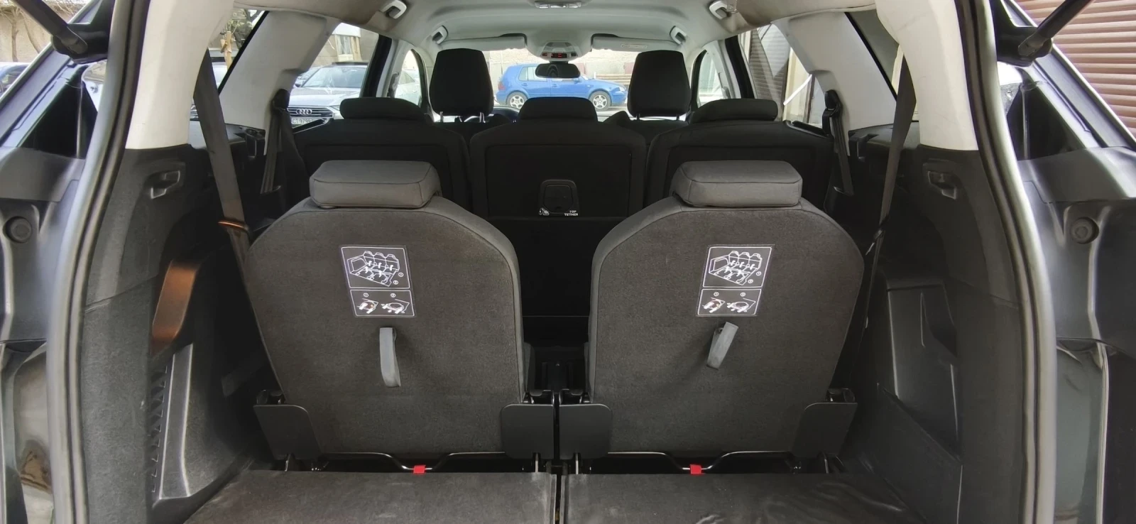 Peugeot 5008 1.5 Bluehdi 6+ 1 8EAT, снимка 15 - Автомобили и джипове - 54220288