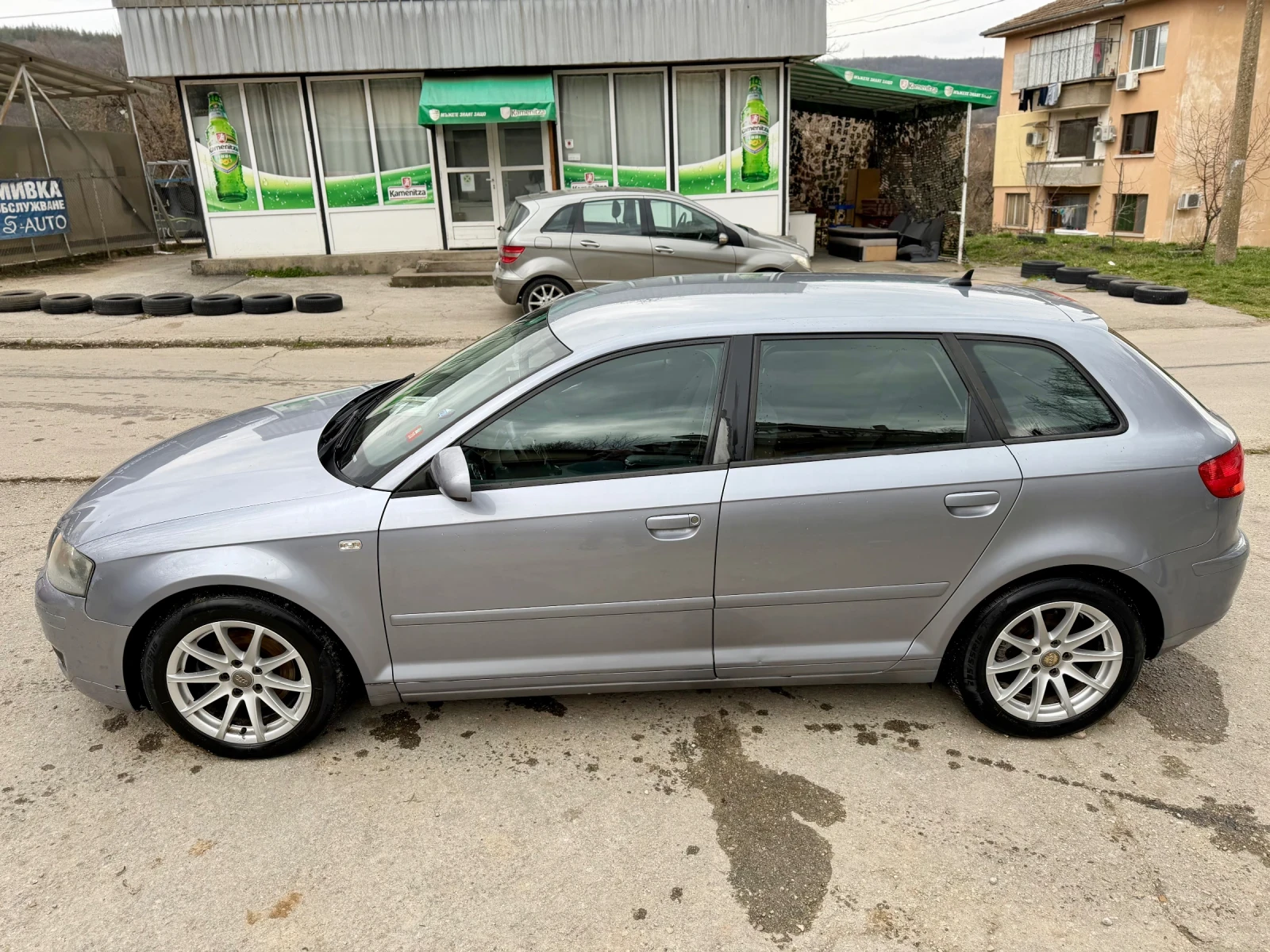 Audi A3 2.0 FSI, снимка 3 - Автомобили и джипове - 54342172