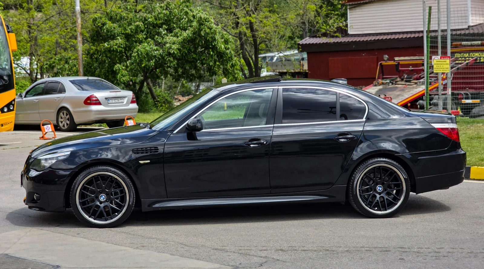 BMW 525 3.0D 197hp * Facelift* , снимка 3 - Автомобили и джипове - 54643784