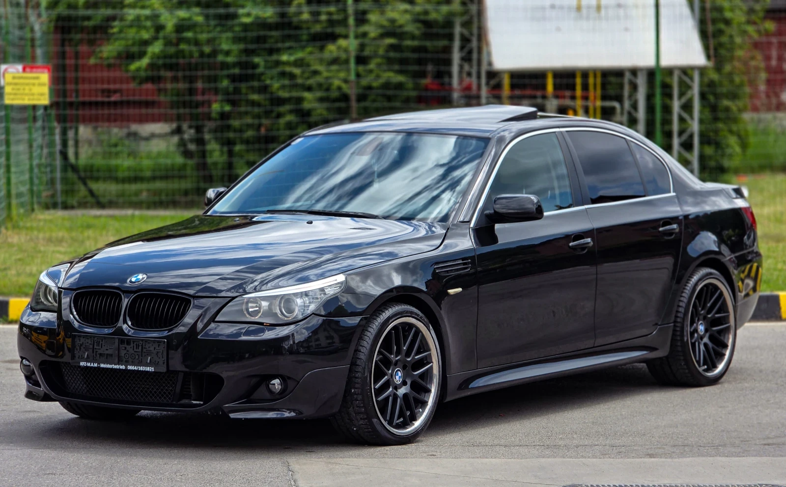BMW 525 3.0D 197hp * Facelift* , снимка 2 - Автомобили и джипове - 54643784