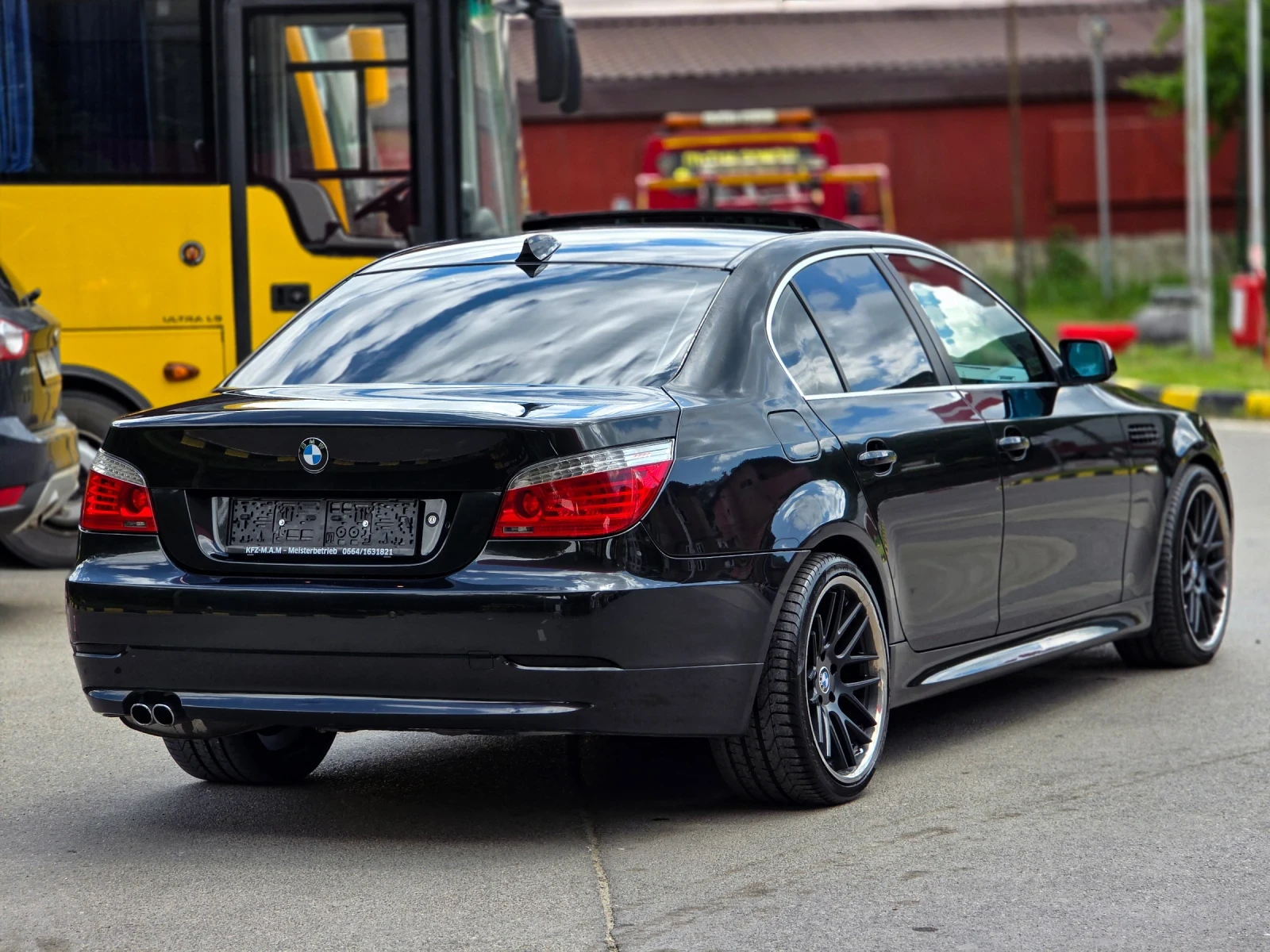 BMW 525 3.0D 197hp * Facelift* , снимка 5 - Автомобили и джипове - 54643784
