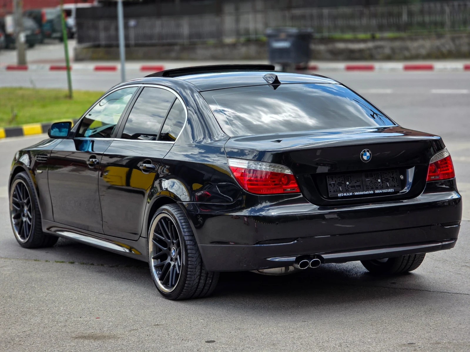 BMW 525 3.0D 197hp * Facelift* , снимка 4 - Автомобили и джипове - 54643784