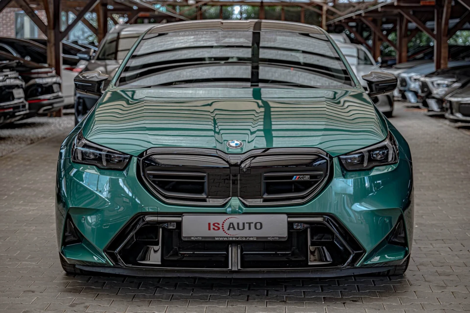BMW M5 4.4 Plug-in Hybrid/Bower/HuD/Обдухване/Керамика/Ка