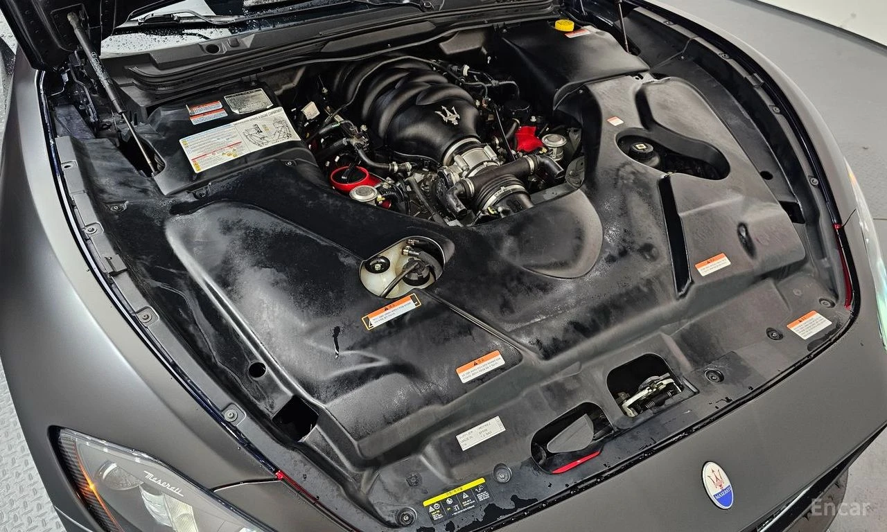 Maserati GranTurismo 4.7* SPORT* , снимка 16 - Автомобили и джипове - 55449563