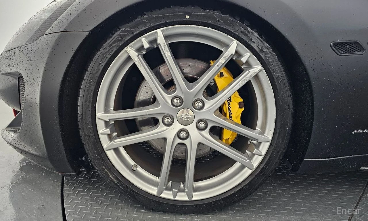 Maserati GranTurismo 4.7* SPORT* , снимка 5 - Автомобили и джипове - 55449563