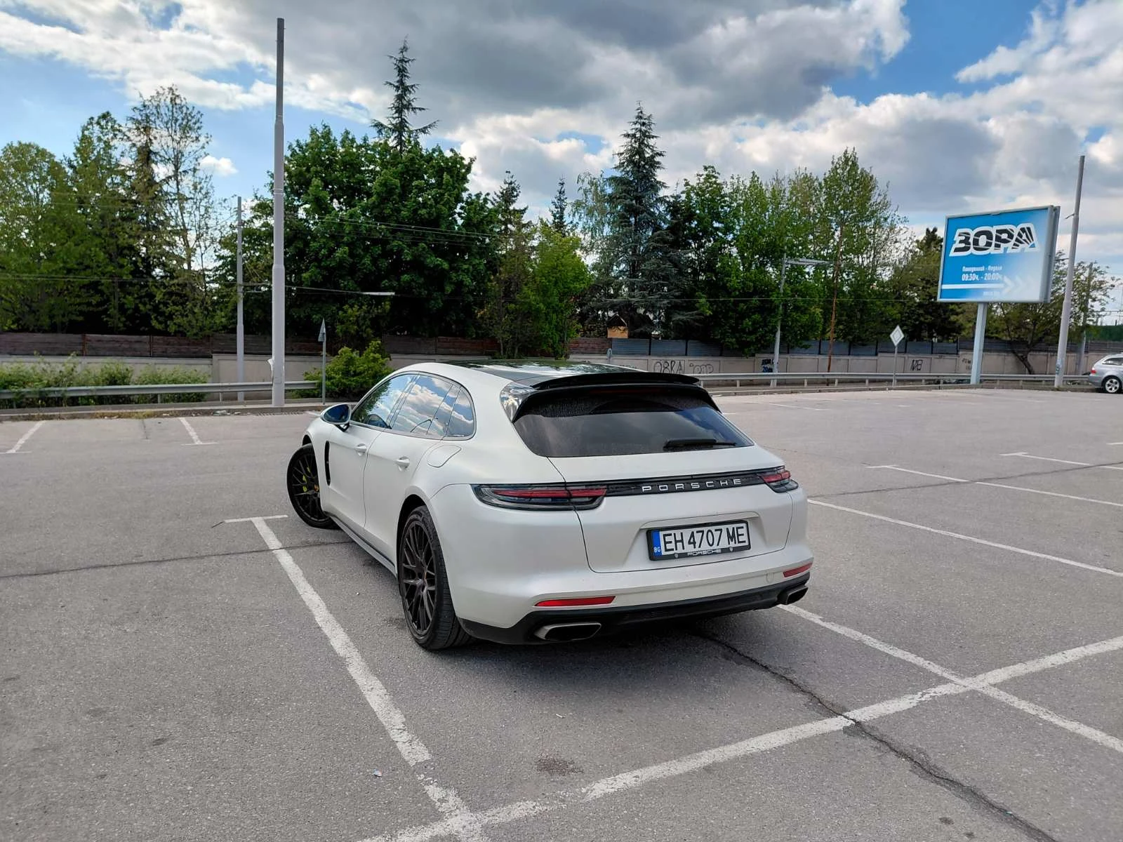 Porsche Panamera 4 E-Hybrid ГАРАНЦИЯ 2029 , снимка 5 - Автомобили и джипове - 55753519