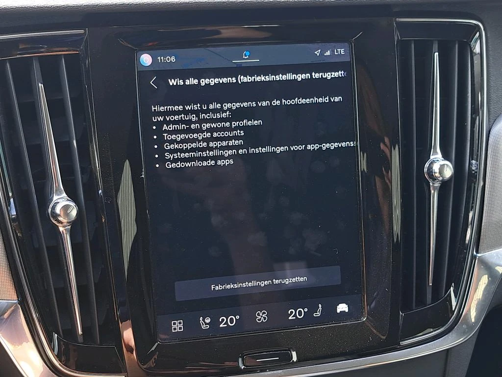 Volvo V90 B4 D MHEV MOMENTUM PRO AUTO NAVI, снимка 15 - Автомобили и джипове - 56107687