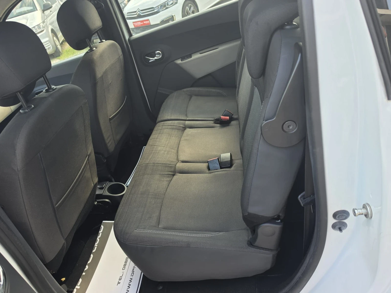 Dacia Lodgy 1.5Dci* МУЛТИМЕДИЯ* , снимка 11 - Автомобили и джипове - 56242751