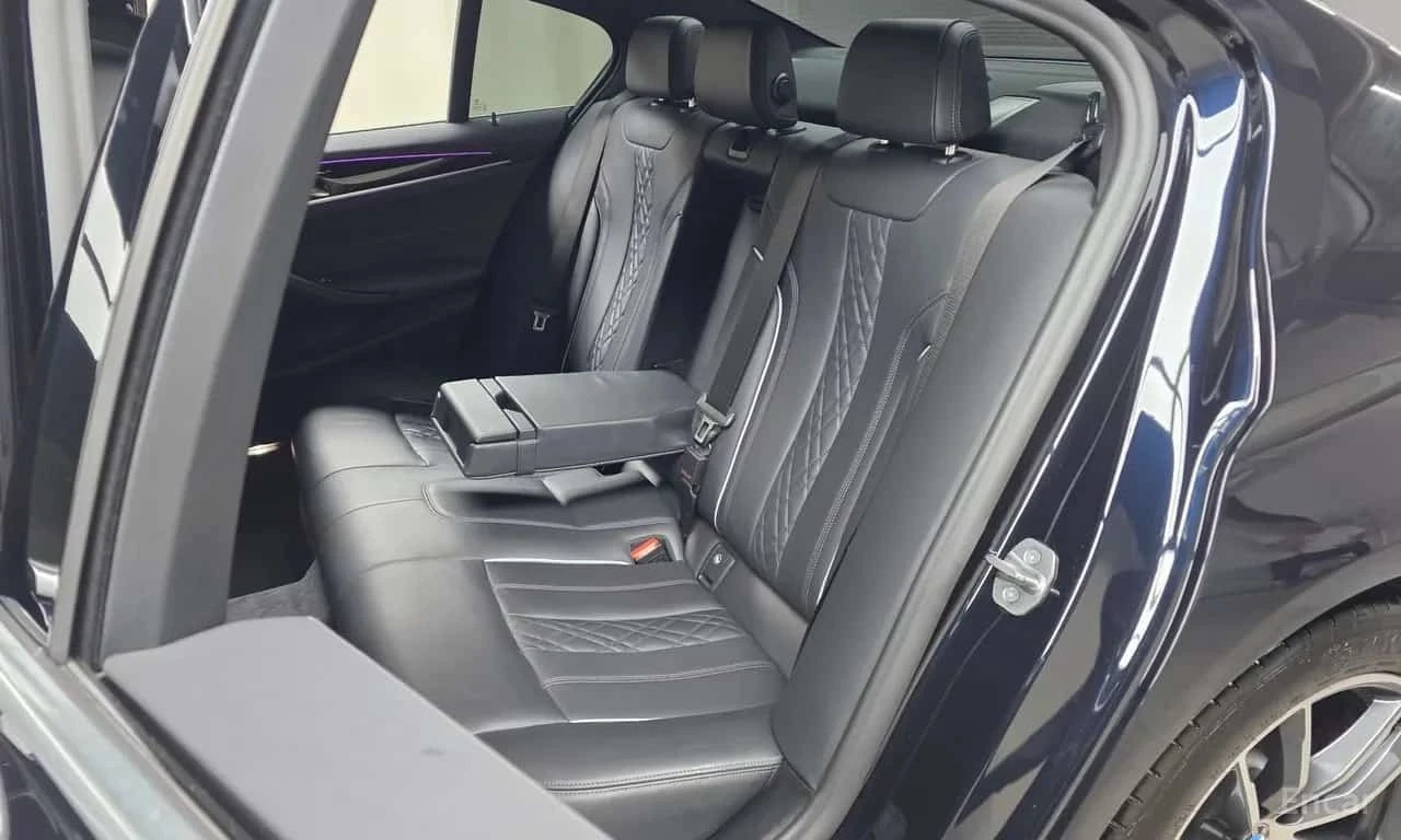 BMW 523 FULL M PACK * ФИКСИРАНА ЦЕНА ДО БЪЛГАРИЯ* , снимка 14 - Автомобили и джипове - 56270908