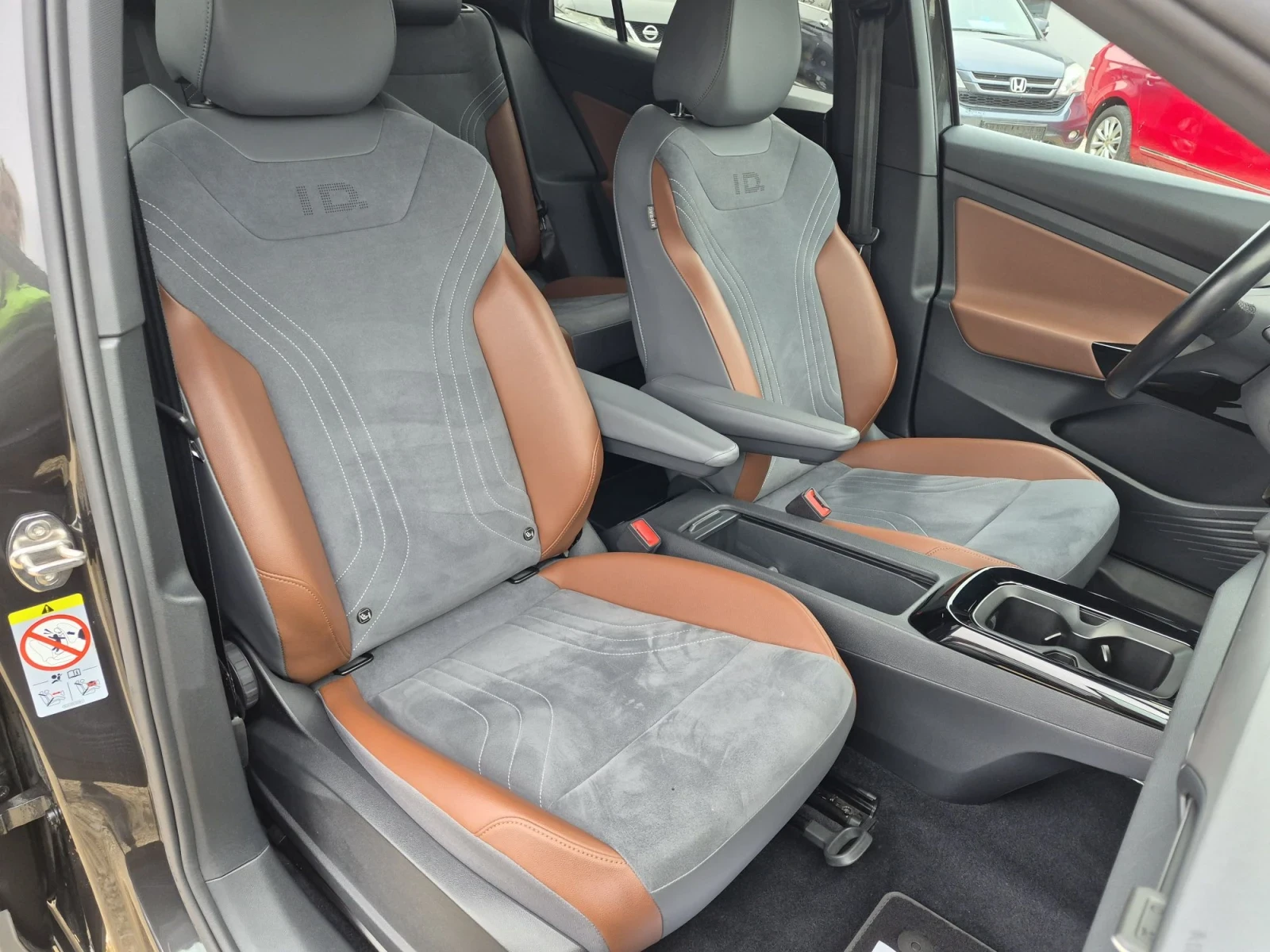 VW ID.4 1st 77kWh, снимка 13 - Автомобили и джипове - 56496445