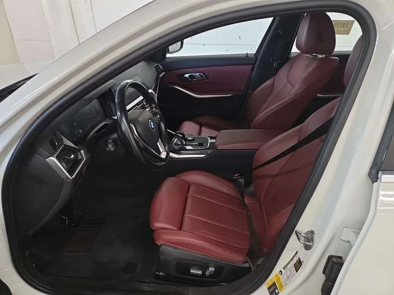 BMW 330, снимка 8 - Автомобили и джипове - 56687495