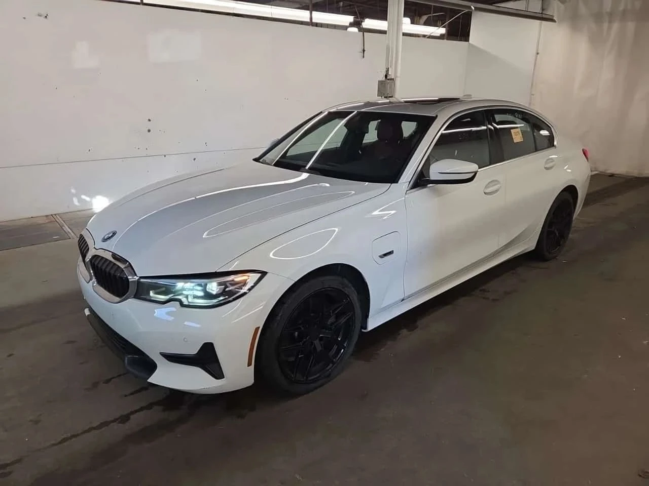 BMW 330