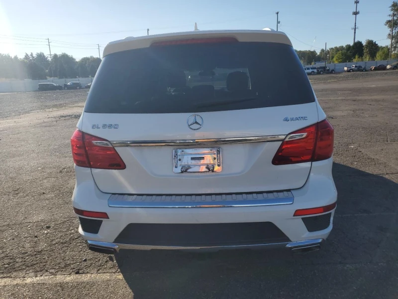 Mercedes-Benz GL 500 4MATIC* harman* дистроник* м.точка* пано* , снимка 6 - Автомобили и джипове - 47689498