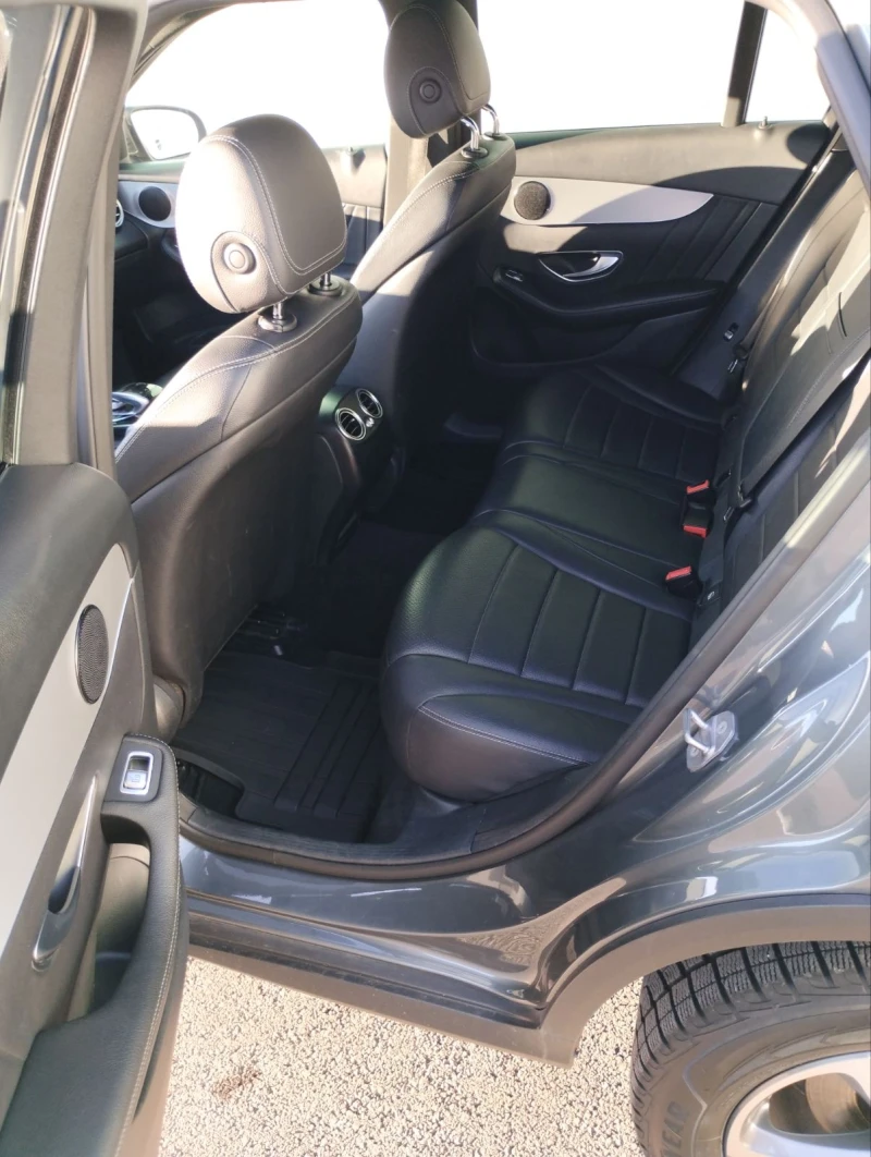 Mercedes-Benz GLC 220 170 кс 4MATIC 9 G-TRONIC, снимка 8 - Автомобили и джипове - 52573518