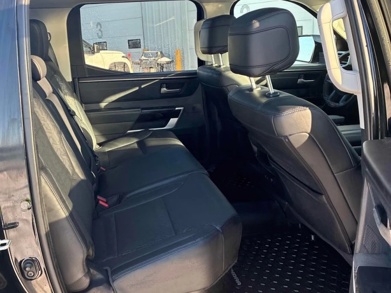 Toyota Tundra * Limited Hybrid * CARFAX * БЕЗ ПЪРВОНАЧАЛНА ВНОСК, снимка 14 - Автомобили и джипове - 52940867