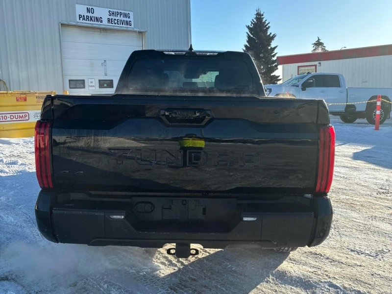 Toyota Tundra * Limited Hybrid * CARFAX * БЕЗ ПЪРВОНАЧАЛНА ВНОСК, снимка 4 - Автомобили и джипове - 52940867