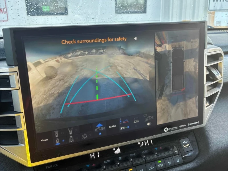 Toyota Tundra * Limited Hybrid * CARFAX * БЕЗ ПЪРВОНАЧАЛНА ВНОСК, снимка 12 - Автомобили и джипове - 52940867