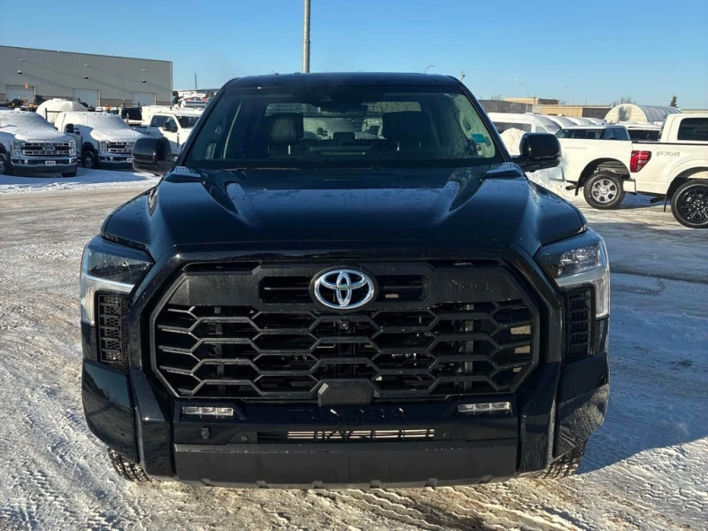 Toyota Tundra * Limited Hybrid * CARFAX * БЕЗ ПЪРВОНАЧАЛНА ВНОСК, снимка 6 - Автомобили и джипове - 52940867