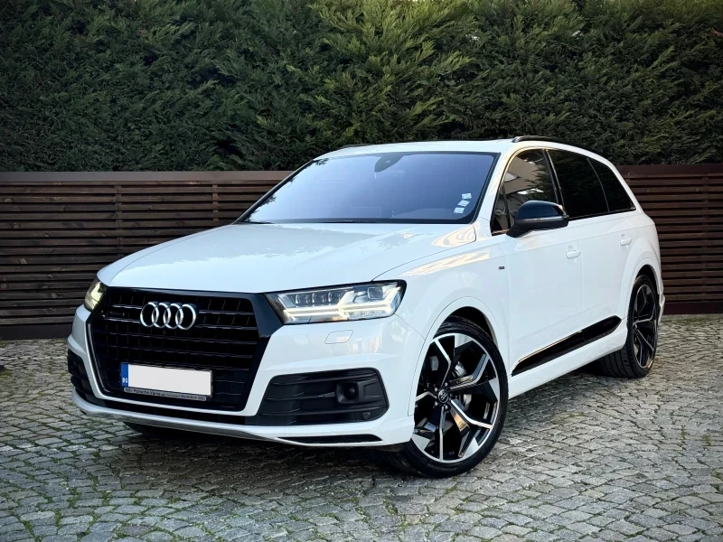Audi Q7 3.0TDI / S Line / 272hp/ Matrix/4x4/Bose, снимка 4 - Автомобили и джипове - 55436760
