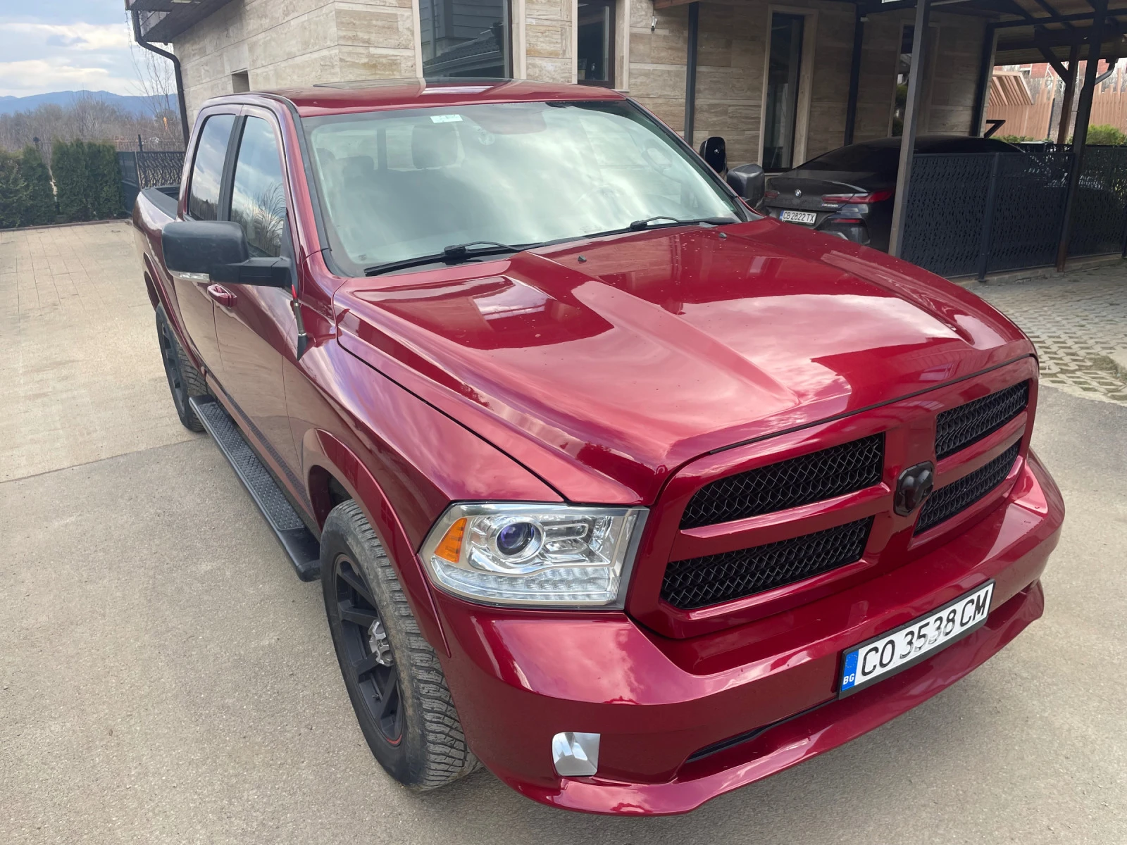 Dodge RAM 1500 5.7Hemi 4x4 LIMITED - изображение 2