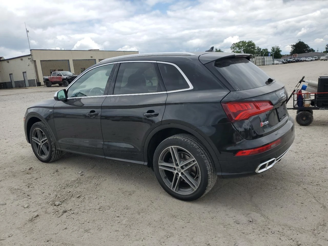Audi SQ5 PREMIUM PLUS * * CARFAX * * АВТО КРЕДИТ * *  - изображение 4