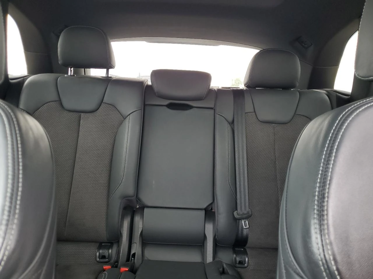 Audi SQ5 PREMIUM PLUS * * CARFAX * * АВТО КРЕДИТ * *  - изображение 10