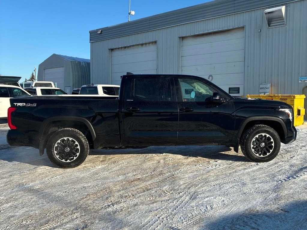 Toyota Tundra * Limited Hybrid * CARFAX * БЕЗ ПЪРВОНАЧАЛНА ВНОСК - изображение 3