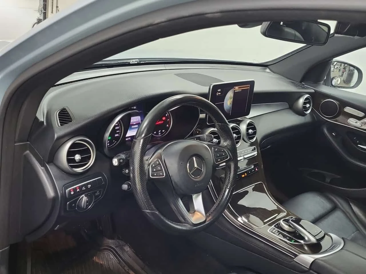 Mercedes-Benz GLC * 300 * CARFAX * ЦЕНА ДО БГ - изображение 10