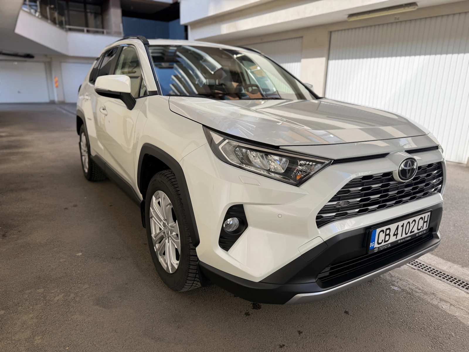 Toyota Rav4 2.0P AWD Executive - изображение 3