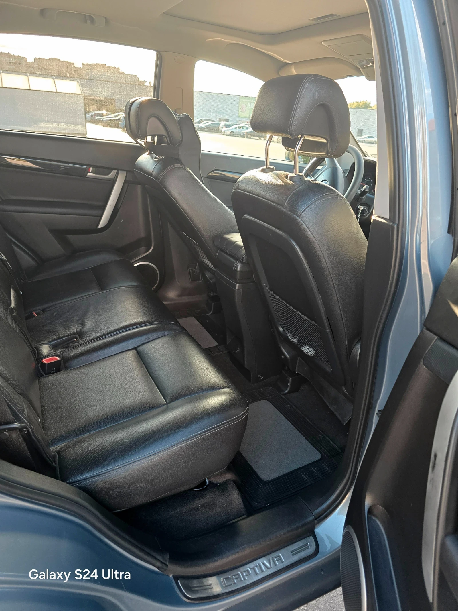 Chevrolet Captiva 2.2CDI.4X4, снимка 17 - Автомобили и джипове - 54992711
