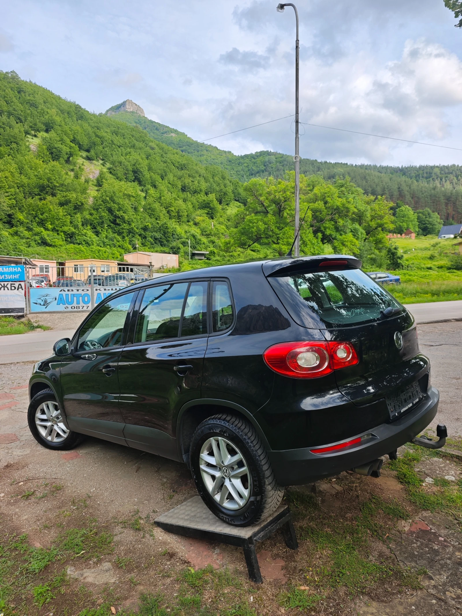 VW Tiguan 2.0ТДИ НОВ ВНОС, снимка 6 - Автомобили и джипове - 55088208