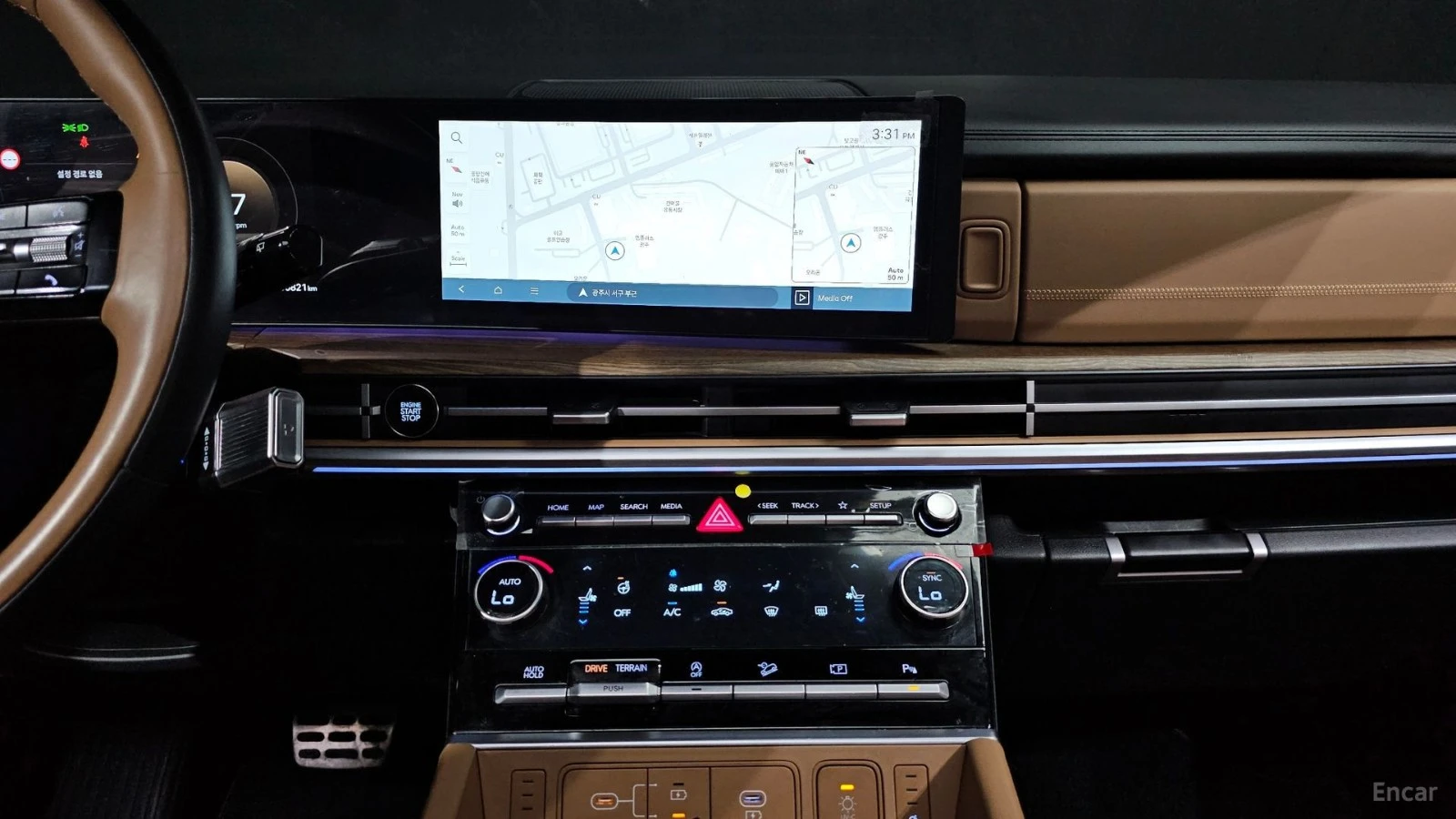 Hyundai Santa fe 2.5T 4WD Calligraphy* МАСАЖИ* 360* ПАНО, снимка 11 - Автомобили и джипове - 55500117