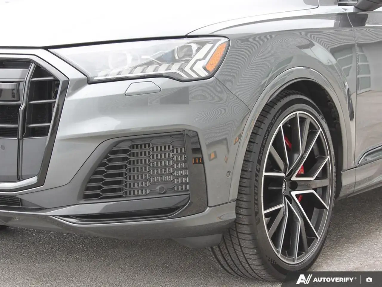 Audi SQ7, снимка 15 - Автомобили и джипове - 56227130