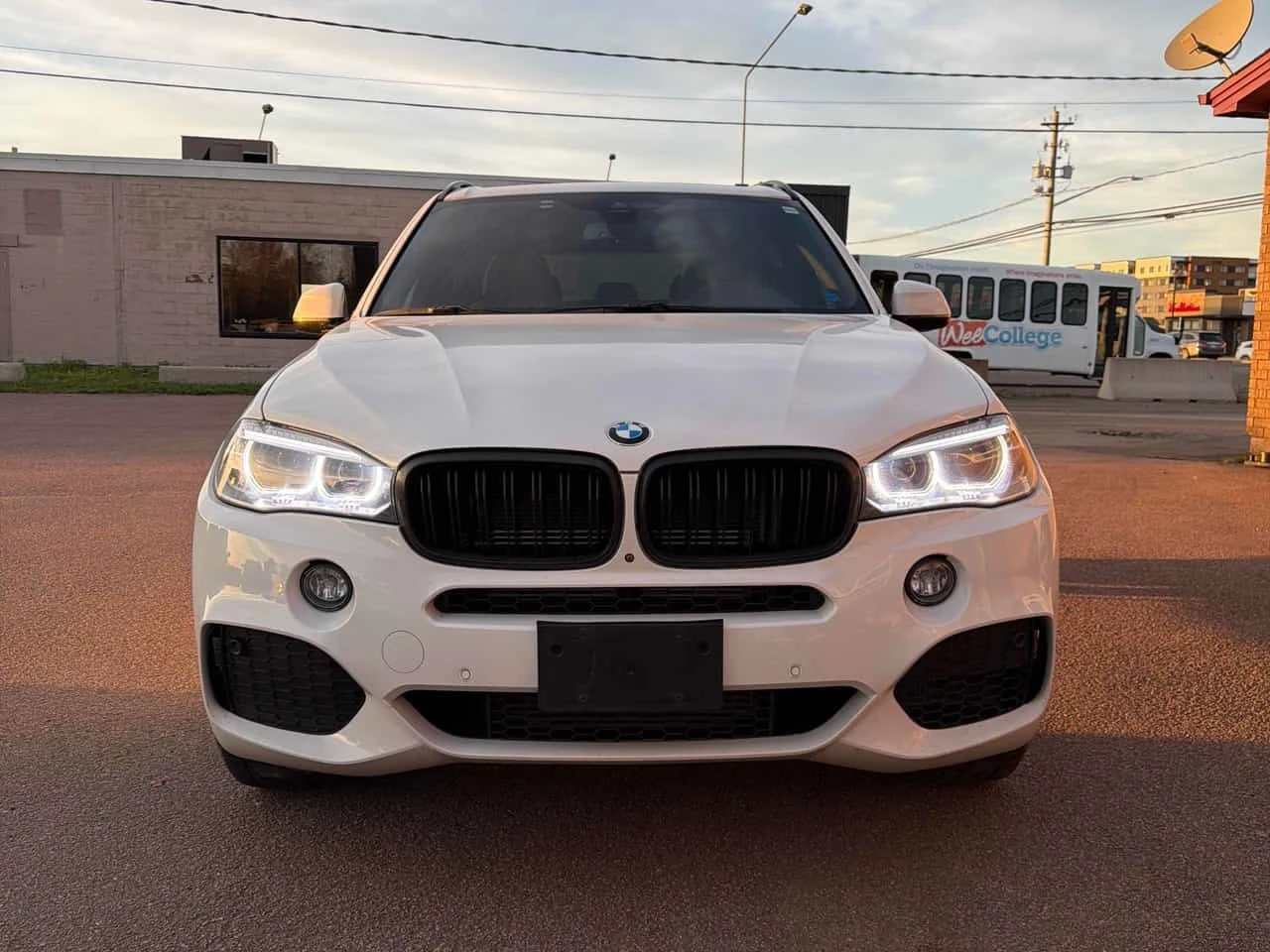 BMW X5 * xDrive40e * CARFAX * ����� �� ����������� | Mobile.bg � ����������� 6
