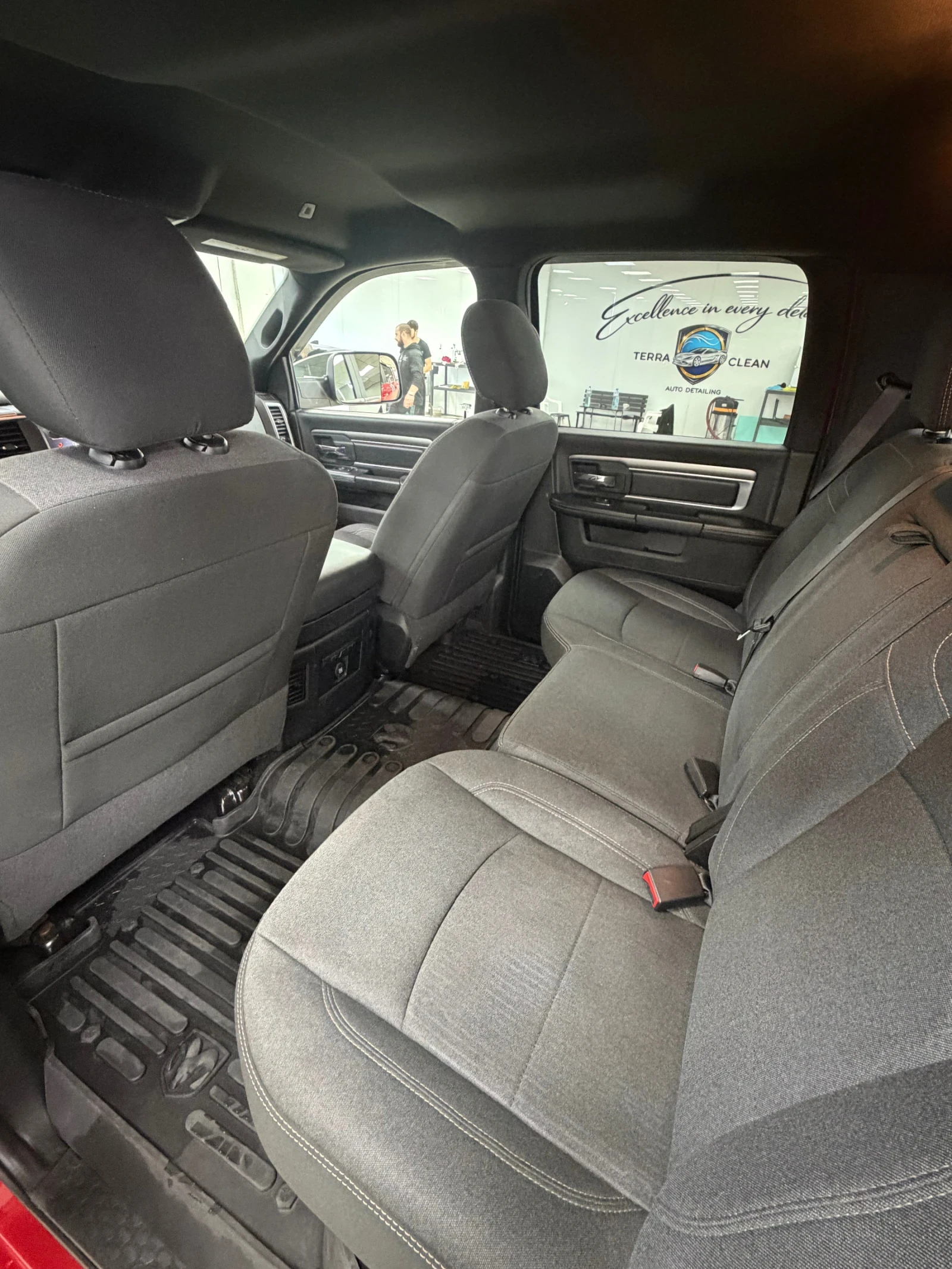 Dodge RAM 1500 Warlock 5.7 Hemi, снимка 16 - Автомобили и джипове - 56599785