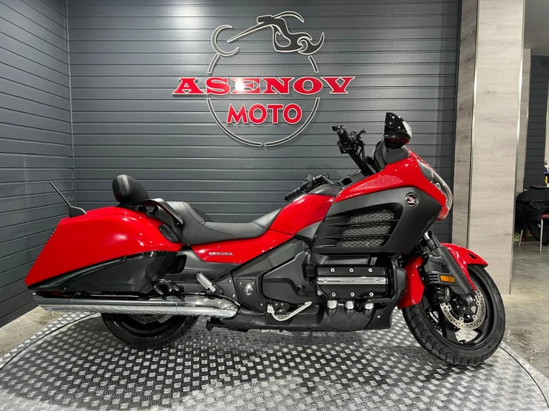 Honda Gold Wing BAGGER 2014 RED STORM, снимка 2 - Мотоциклети и мототехника - 47096820