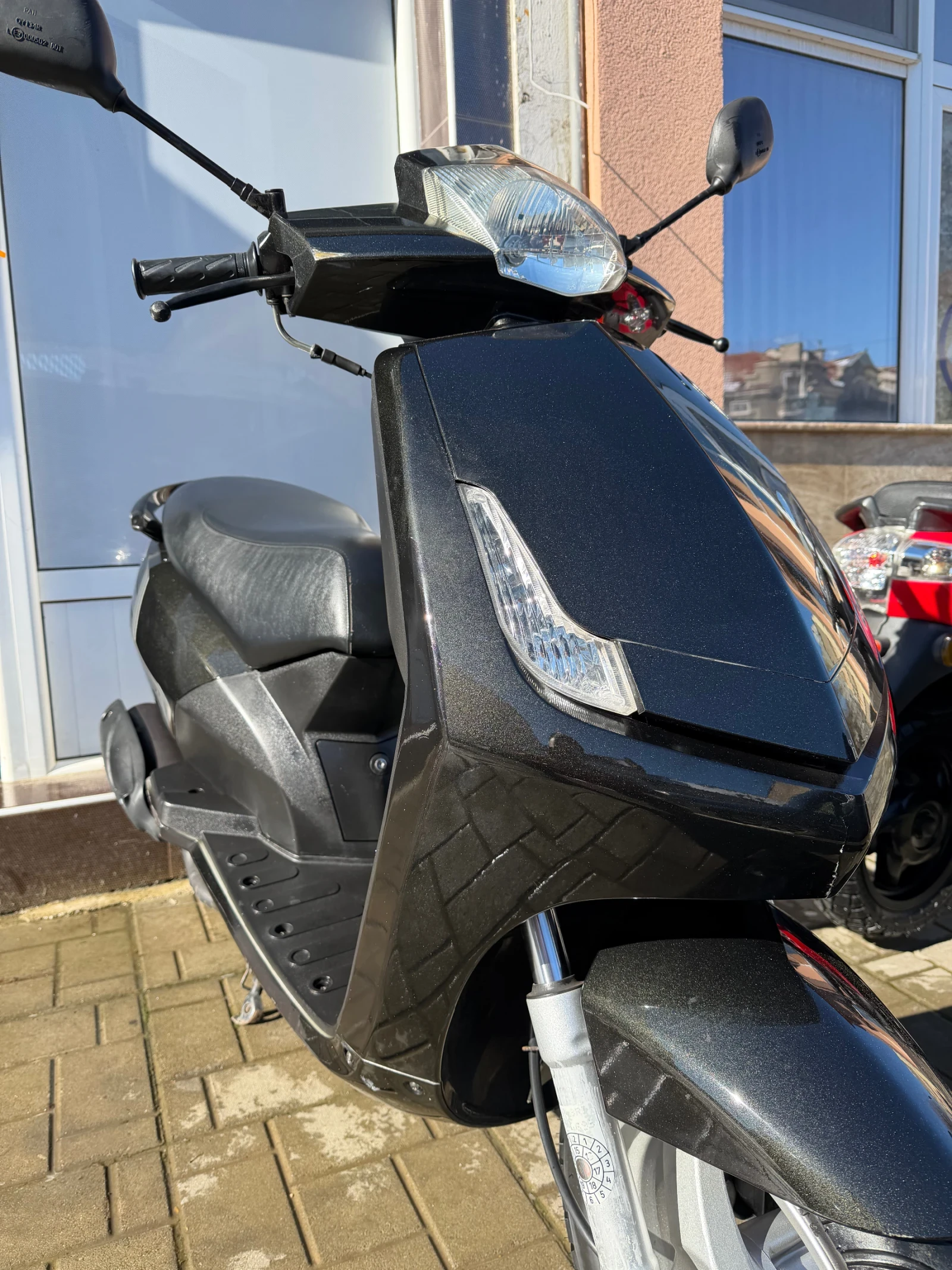 Peugeot Vivacity 50 - изображение 7