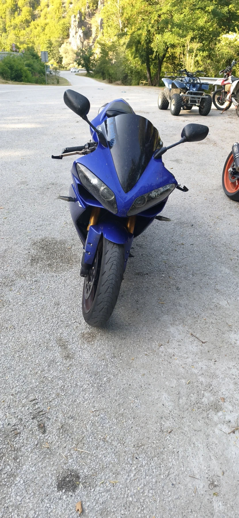 Yamaha YZF-R1
