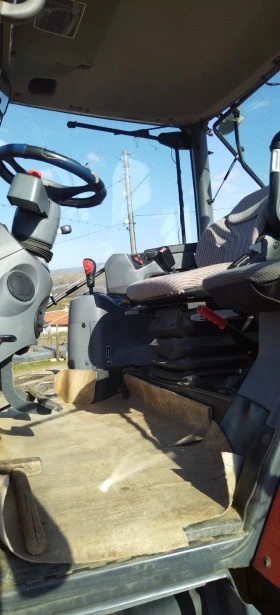 Трактор Kubota M 135GX, снимка 8