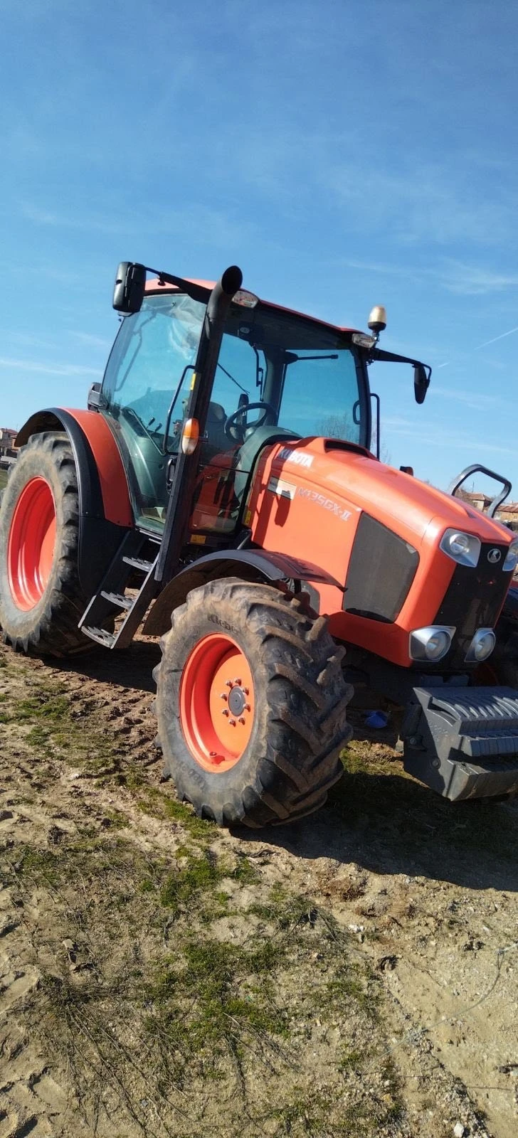 Трактор Kubota M 135GX, снимка 5 - Селскостопанска техника - 46956039