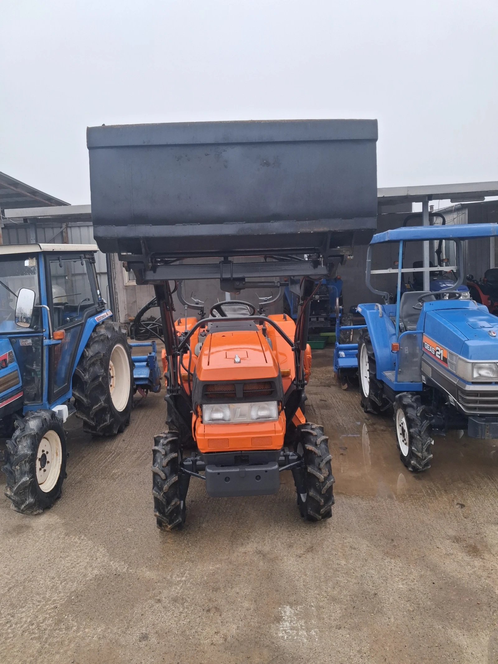 Трактор Kubota Скайтрак  - изображение 2