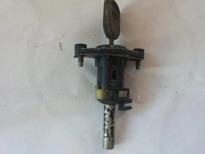 Ключалка пета врата комби Ford Eskort 91г, снимка 2 - Части - 36931828